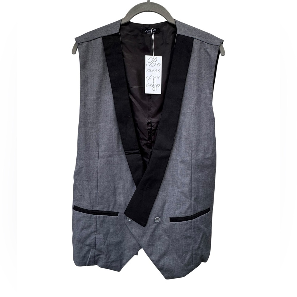 Coofandy Gray and Black Vest with Peaked Lapels size Large
